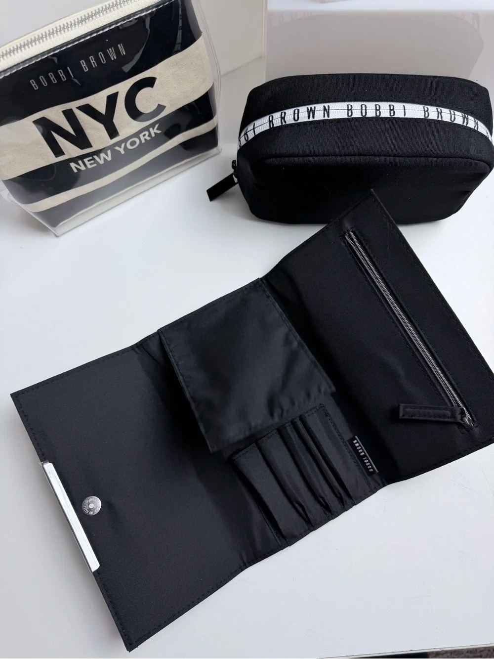 Bobbi Brown new without